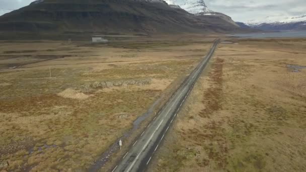 Snow Capped Mountain Στην Ισλανδία — Αρχείο Βίντεο
