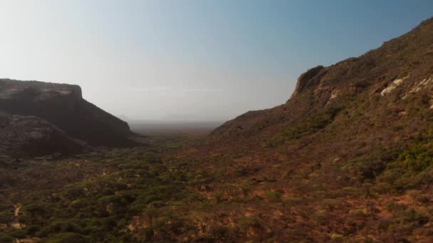 Aerial View Sacred Mount Ololokwe Samburu People Northern Kenya Dynamic — Stockvideo