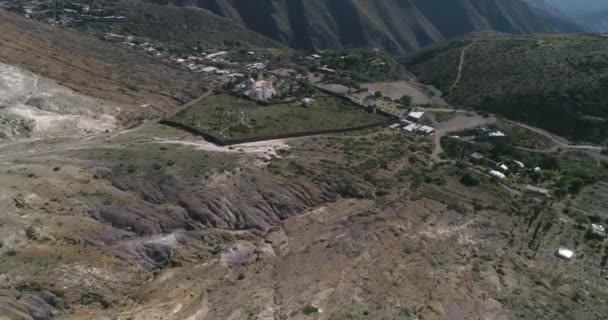 Légi Felvétel Egy Temető Egy Templom Real Catorce San Luis — Stock videók