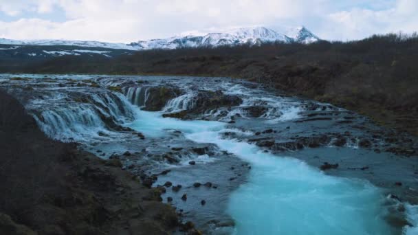 Scenic Midfoss Waterfalls Iceland Spring Blue Water Resolution — ストック動画