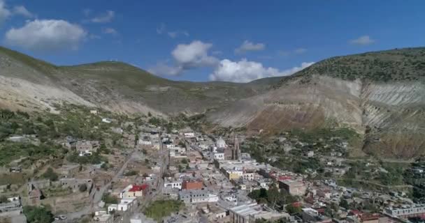 Tembakan Panning Udara Real Catorce San Luis Potosi Mexico — Stok Video