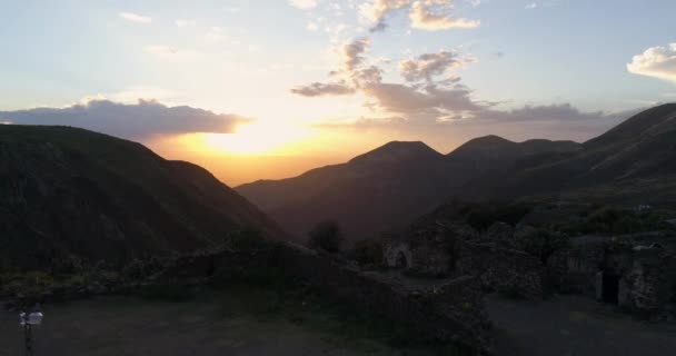 Aerial Shot Ruins Sunset Ghost Town Real Catorce Mountains San — стоковое видео