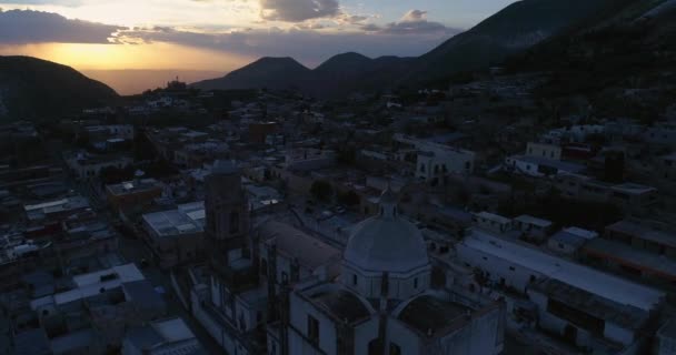 Foto Aérea Iglesia Del Real Catorce Atardecer San Luis Potosí — Vídeo de stock