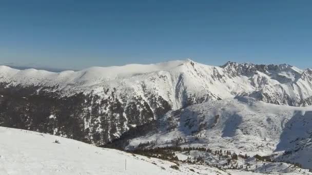Winterlandschap Horizon Van Bergen Bedekt Met Sneeuw Bansko Bulgarije — Stockvideo