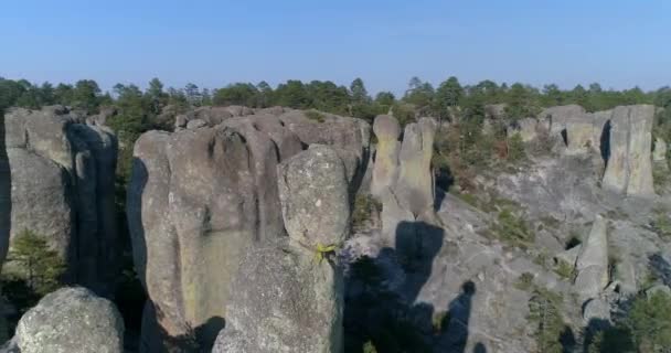 Aerial Orbit Shot Rock Formation Valle Loss Monies Copper Canyon — Stock Video