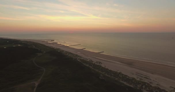 Luchtfoto Het Strand Tussen Vlissingen Dishoek Bij Zonsondergang — Stockvideo