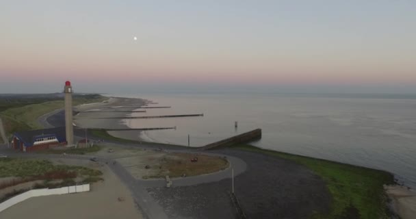 Vzduch Molo Pláž Maják Při Západu Slunce Obce Westkapelle Nizozemsko — Stock video