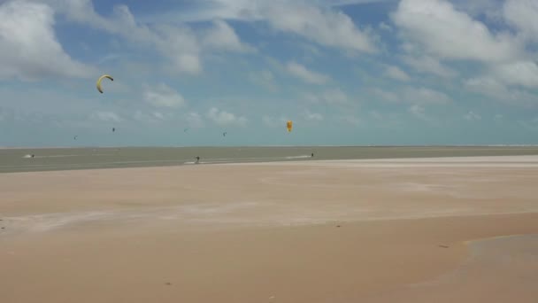 Luchtfoto Lagune Van Atins Brazilië Met Mensen Die Kitesurfen — Stockvideo