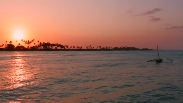 Zanzibar Bir Iskele Barında Gün Batımı — Stok video