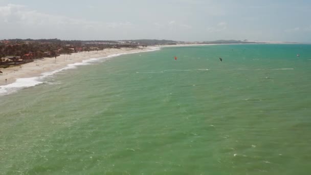 Aéreo Cumbuco Durante Dia Com Pessoas Kitesurf — Vídeo de Stock