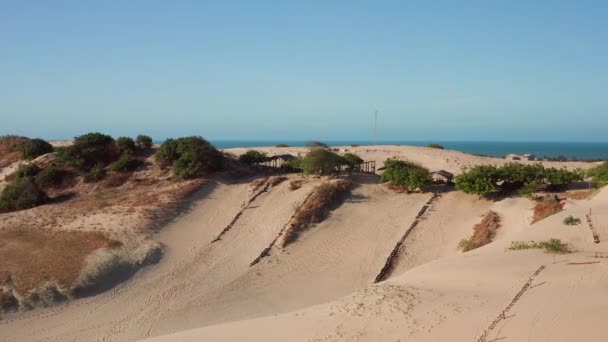 Aerial Άμμος Και Νεροτσουλήθρες Στους Αμμόλοφους Του Cumbuco Βραζιλία — Αρχείο Βίντεο