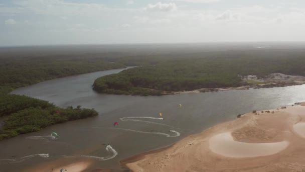 Letectví Kitesurfing Deltě Řeky Parnaiba Severní Brazílie — Stock video