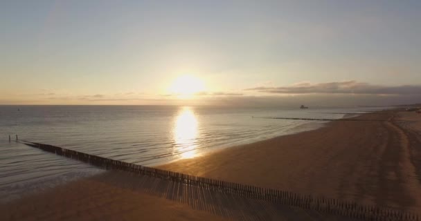 Luchtfoto Het Strand Tussen Vlissingen Dishoek Bij Zonsondergang — Stockvideo