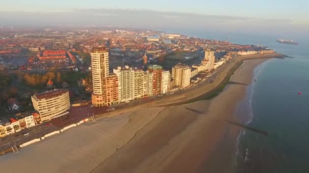 Aerial Bulwar Plaża Miasto Vlissingen Podczas Zachodu Słońca — Wideo stockowe