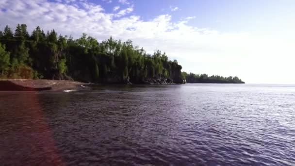 Flygfoto Rocky Coast Lake Superior — Stockvideo