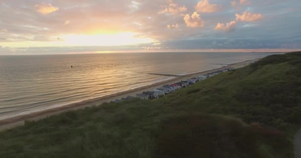 Antenne Der Strand Zwischen Vlissingen Und Dishoek Bei Sonnenuntergang — Stockvideo