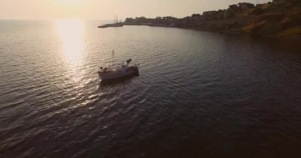 Aérien Ville Molyvos Sur Île Lesbos Coucher Soleil — Video