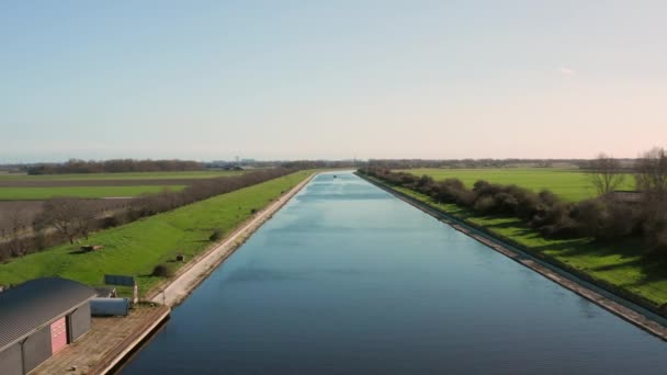 Aéreo Fechaduras Canal Através Walcheren Perto Cidade Histórica Veere — Vídeo de Stock
