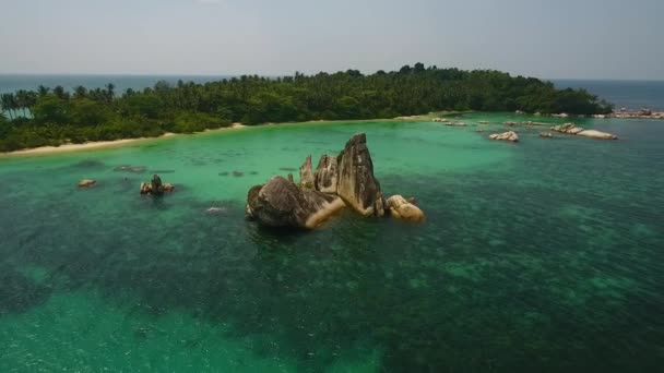 Ilha Meio Mar — Vídeo de Stock