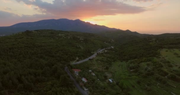 Aérea Puesta Sol Las Montañas Isla Griega Samos — Vídeo de stock