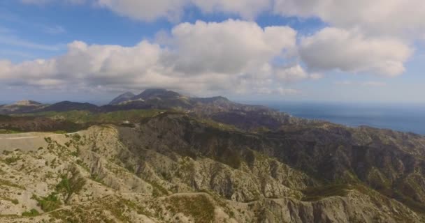 Aerial Hegyek Sziget Karpathos Görögországban — Stock videók