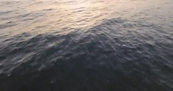 Antenne Der Strand Von Molyvos Bei Sonnenuntergang — Stockvideo