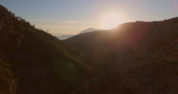 Luchtfoto Bergen Van Het Griekse Eiland Samos Tijdens Zonsondergang — Stockvideo