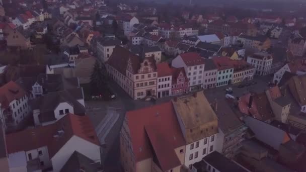 Eski Ortaçağ Alman Kasabasındaki Kasaba Meydanının Havadan Görünüşü — Stok video