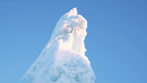 Tall Iceberg Shot Tripod Cold Morning Northern Sweden — Stock Video