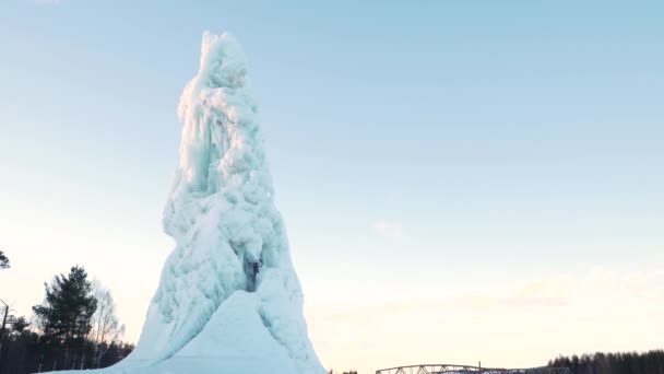 Grand Iceberg Intérieur Une Petite Ville Nord Suède Prise Vue — Video