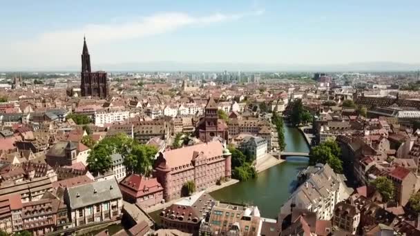 Vista Aérea Petit France Con Notre Dame Fondo Estrasburgo Francia — Vídeos de Stock