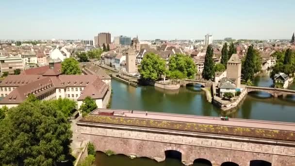 Vista Aérea Los Ponts Couverts Los Puentes Cubiertos Petit France — Vídeo de stock