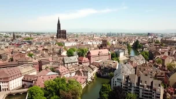 Flygfoto Över Petit Frankrike Med Notre Dame Bakgrunden Strassbourg Frankrike — Stockvideo