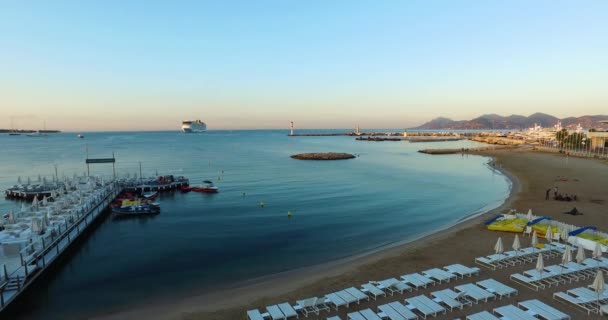 Vista Aérea Praia Cannes Pela Manhã — Vídeo de Stock