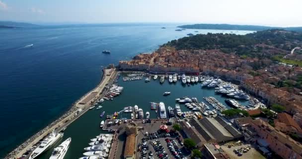 Saint Tropez Eski Limanının Havadan Görünüşü Lüks Yatları Var — Stok video