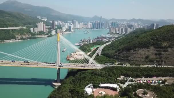 Tiro Aéreo Pista Puente Ting Kau Girando Ángulos Visión Mirando — Vídeo de stock