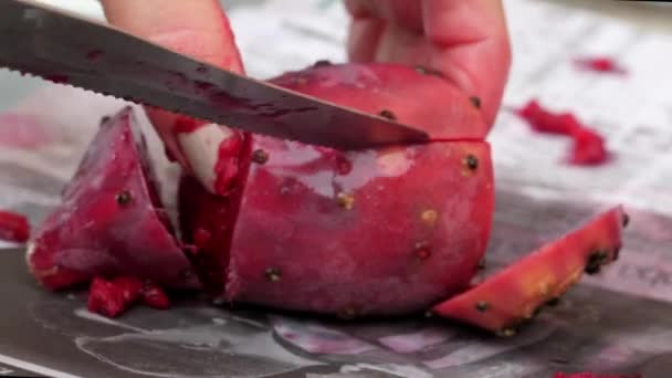Side View Woman Cutting Peeling Pink Juicy Prickly Pear Fruit — Stok Video