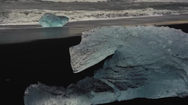 Playa Diamantes Sur Islandia Rodó Con Diferentes Ángulos Movimientos Cinematográficos — Vídeos de Stock