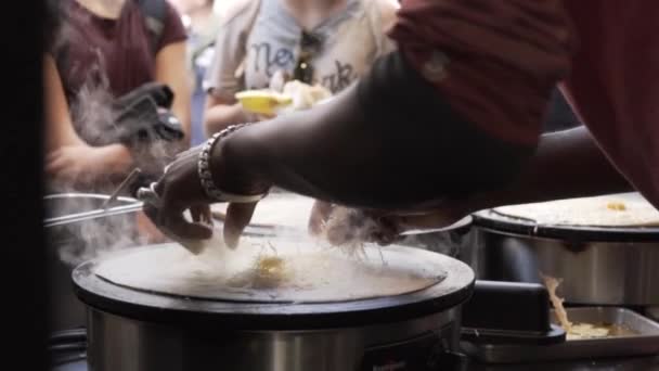 Low Motion Crepes Franceses Frescos Com Queijo Produção Paris — Vídeo de Stock