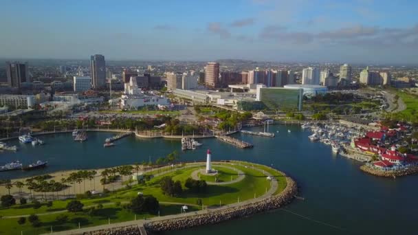 Leeuwen Vuurtoren Long Beach Harbor Met Phantom Pro Drone Luchtbeelden — Stockvideo