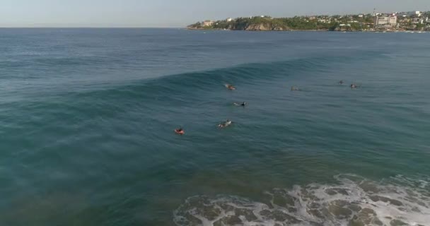 Zicatela Plajı Puerto Escondido Oaxaca Büyük Bir Tüp Fıçı Dalgası — Stok video