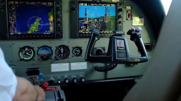 Aufnahme Des Kontrollraums Während Des Fluges Cockpit — Stockvideo