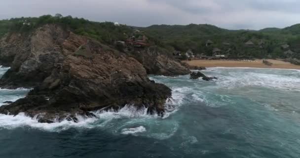 Широкий Снимок Пляжа Zipolite Оахаке — стоковое видео