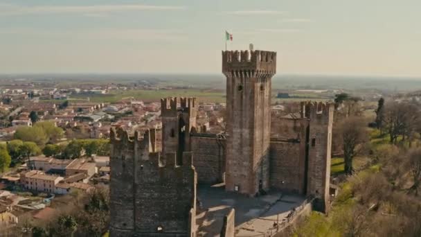 Drone Disparado Sobre Castelo Scaligero Mantova Itália — Vídeo de Stock