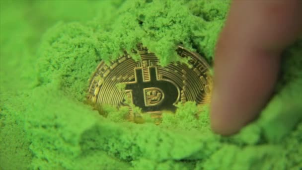 Doigt Découvrir Bitcoin Trucs Verts Montrer Aux Investisseurs Trouver Bitcoin — Video