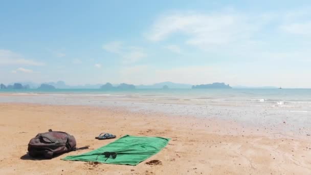 Empty Tropical Beach Thailand Droneshot — стоковое видео