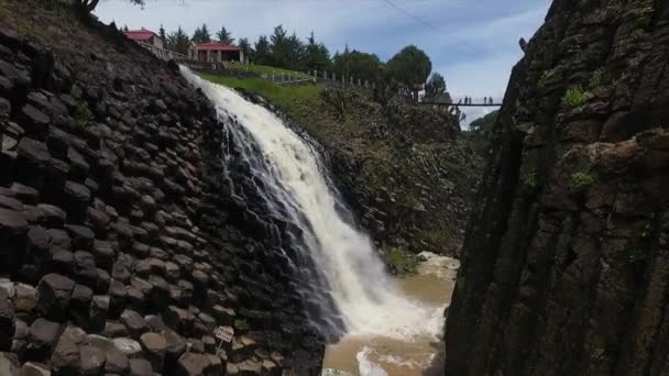 Basaltic Prisms Στο Hidalgo Θεωρούνται Εντός Των Φυσικών Θαύματα Του — Αρχείο Βίντεο