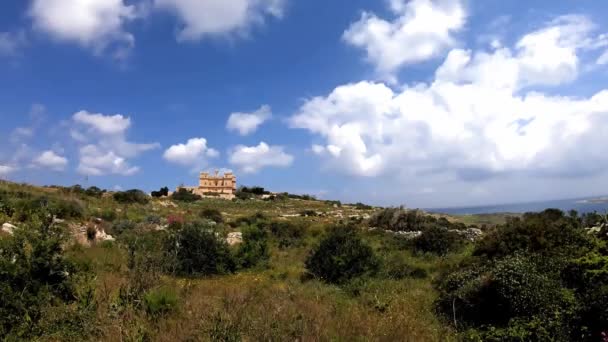 Timelapse Βίντεο Από Μάλτα Mellieha Selmun Την Άνοιξη Μια Θυελλώδη — Αρχείο Βίντεο