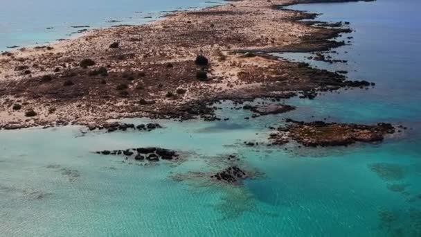 Drohnenaufnahmen Von Diesem Epischen Weißen Sandstrand Der Lagune Von Elafonissi — Stockvideo