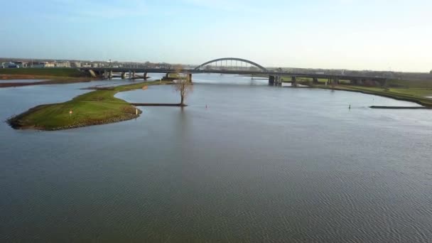 Volar Para Acercarse Puente Sobre Río Lago Holanda — Vídeos de Stock